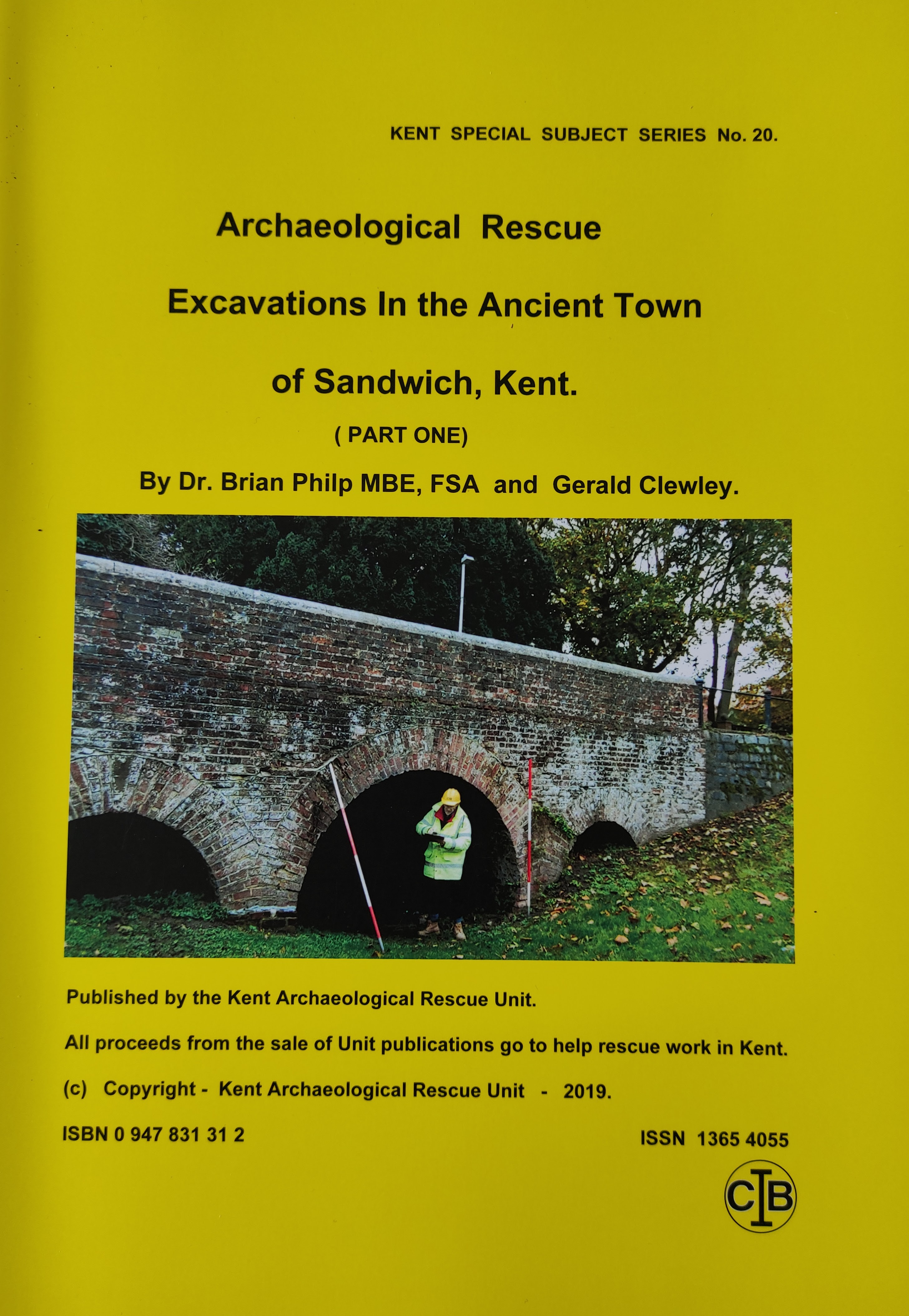 Archaeological Rescue Excavations in the Ancient Town of Sandwich, Kent pt 1